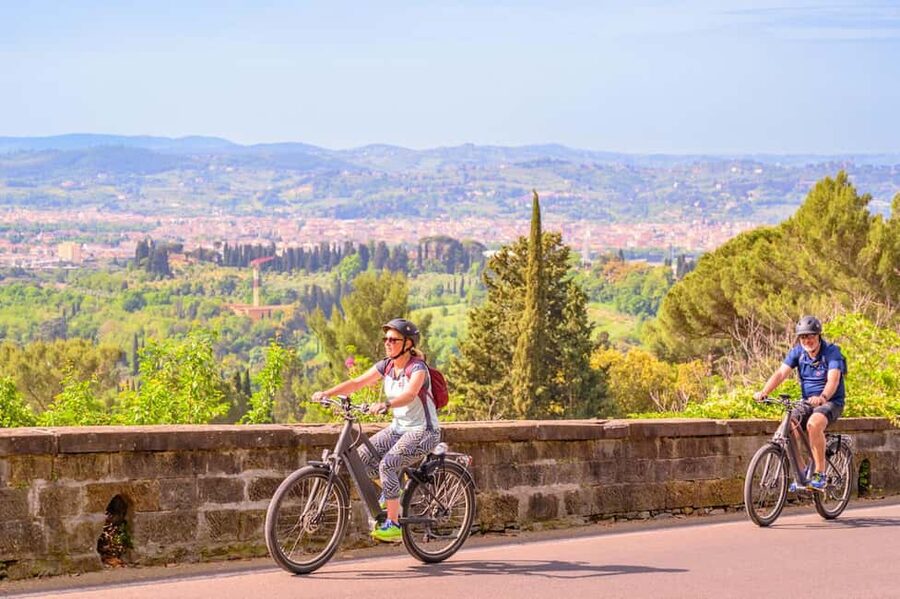 Fiesole E-Bike Tour with Olive Oil Tasting or Pool & Chill - Key points at a glance