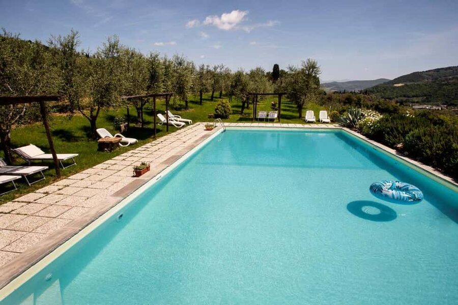 Fiesole E-Bike Tour with Olive Oil Tasting or Pool & Chill - Morning olive oil and local food