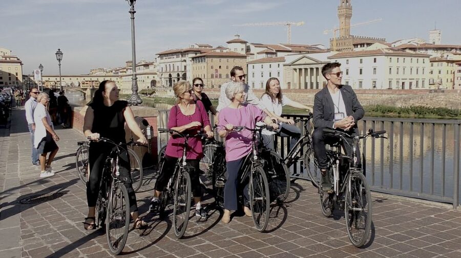 Florence: 2-Hour Guided Bike Tour - Why a bike works so well in central Florence