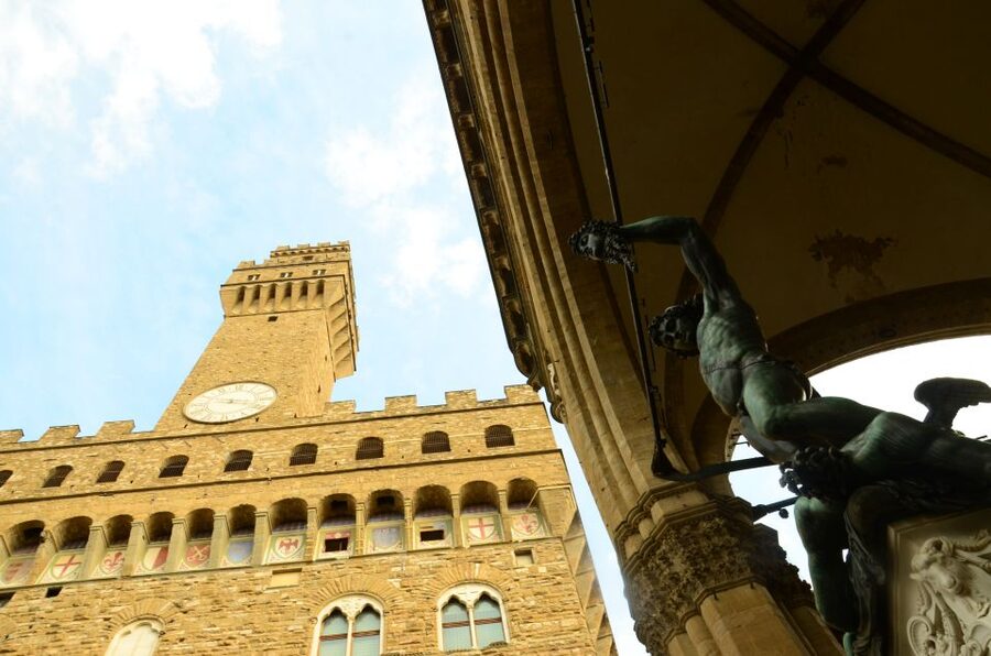 Florence: 2-Hour Guided Sightseeing Bike Tour - What cycling through Florence actually feels like