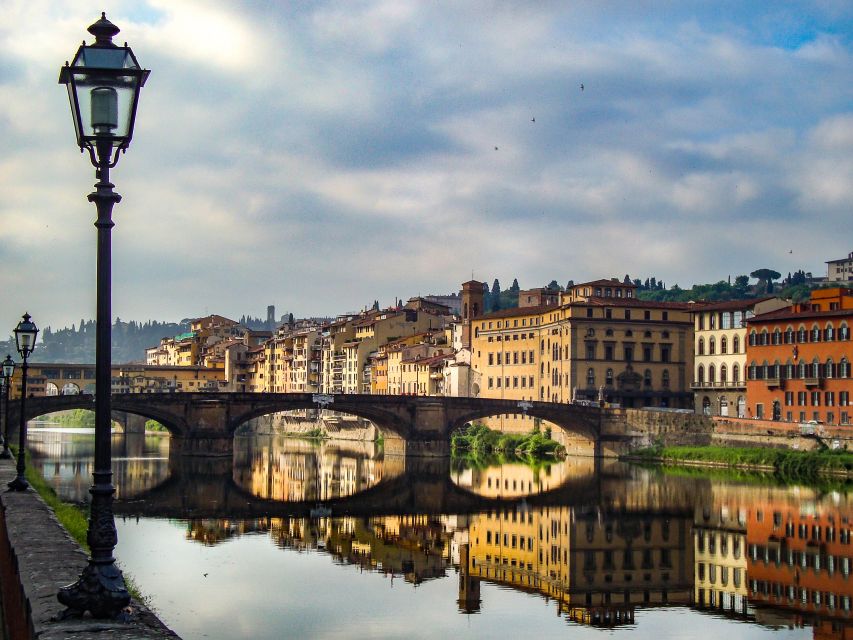 Florence: 2-Hour Guided Sightseeing Bike Tour - Piazza Pitti and Oltrarno