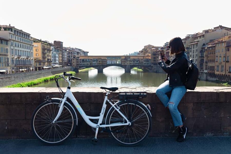 Florence: Chianti E-Bike Tour with Wine Tasting and Lunch - Stops for Florence and Tuscan history