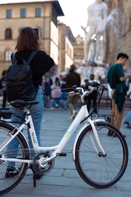 Florence: Chianti E-Bike Tour with Wine Tasting and Lunch - What the e-bike changes on a hilly route