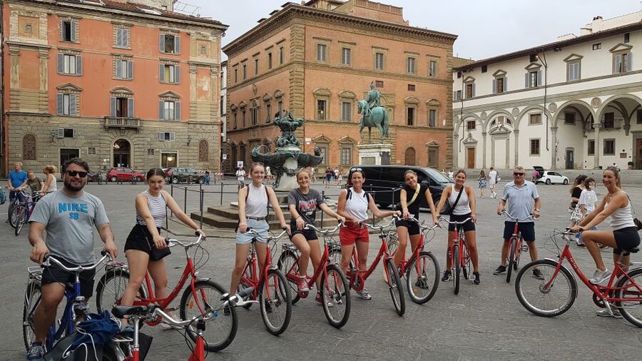 Florence: City Highlights Bike Tour - Starting near the Duomo on Via dei Cimatori