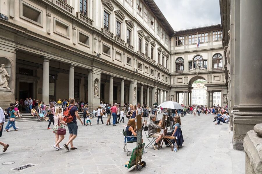 Florence: City Sightseeing Guided Bike Tour - Santa Croce and the people behind the monuments