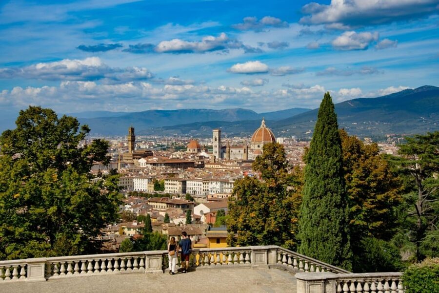 Florence:E-Bike City Tour with stop at Piazzale Michelangelo - Why an e-bike is a smart way to see Florence