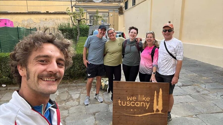 Florence: E-Bike Tour with Olive Oil in the Tuscan Hills - Starting in Oltrarno and reaching Poggio Imperiale