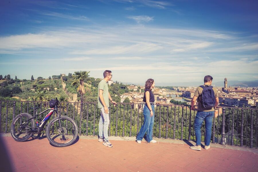 Florence: Guided Electric Bike Tour with Gelato - San Miniato al Monte above the Arno