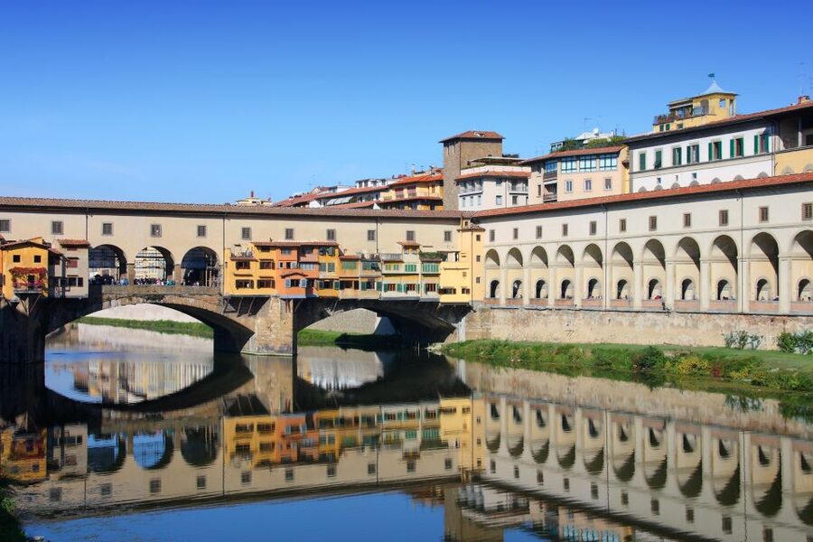 Florence: Guided Tour by E-Bike with Gelato & optional Lunch - Gelato gives the ride a fitting finish