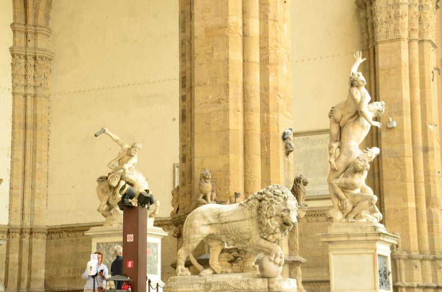 Florence Medici Bike Tour – Cycle Through History and Power - Starting at Via de Martelli, 33R