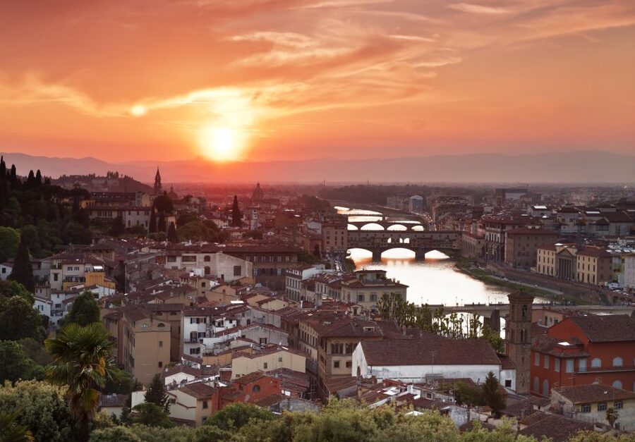 Florence: Night Tour by Electric Bike - Meeting on Via de’ Neri