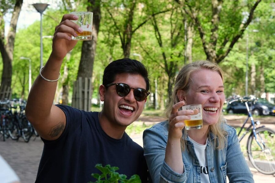 Food Tour by Bike: enjoy 6 bites and cycle trough Utrecht - What the guide adds to the ride