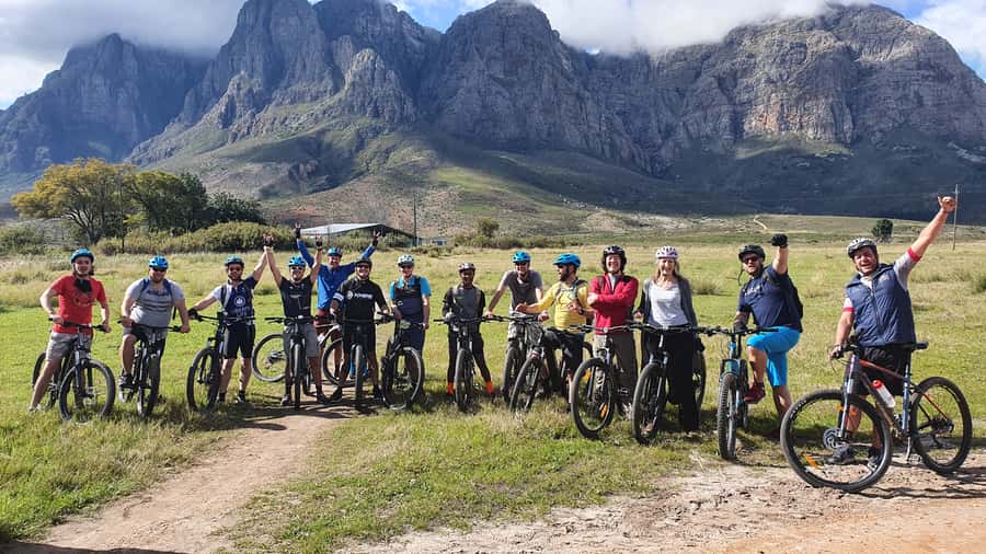 Franschhoek: E-bike Tour with Wine Tasting and Lunch - Is the $202 price good value?