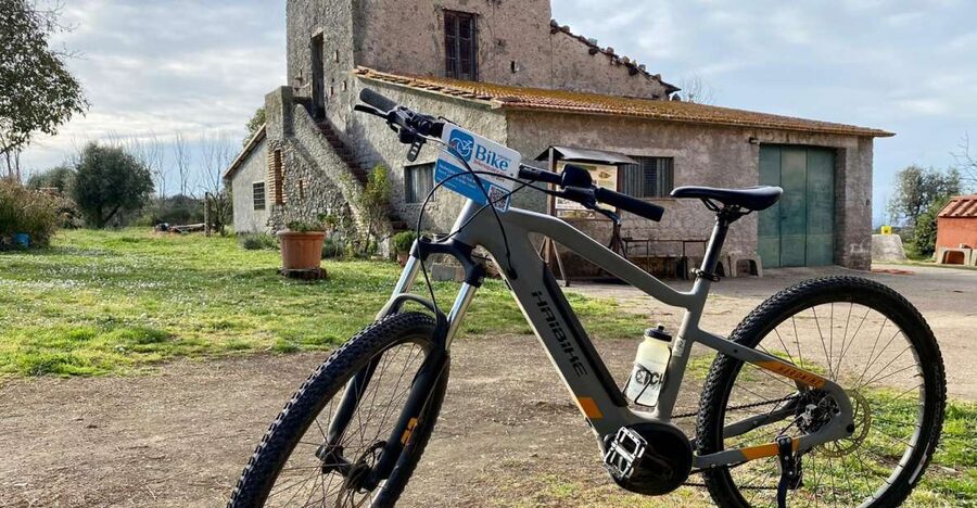 Frascati: Tour in E-Bike with Wine Tasting - From Frascati Train Station to the Castelli Romani Hills