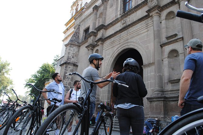 Frida Kahlo VIP [Museum Tickets Included] Bike, Markets & Churros - Entering Casa Azul with skip-the-line tickets