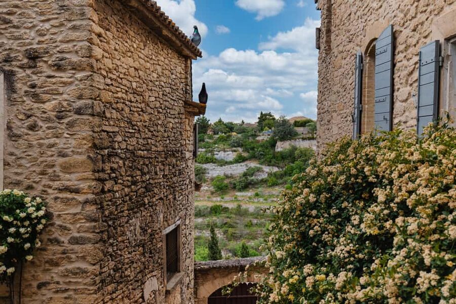 From Aix-en-Provence: Luberon Region E-Bike Full-Day tour - Riding toward Lacoste and its castle