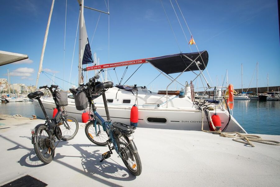 From Barcelona: E-Bike and Sailing Tour with Wine Tastings - Practical tips for a smoother day