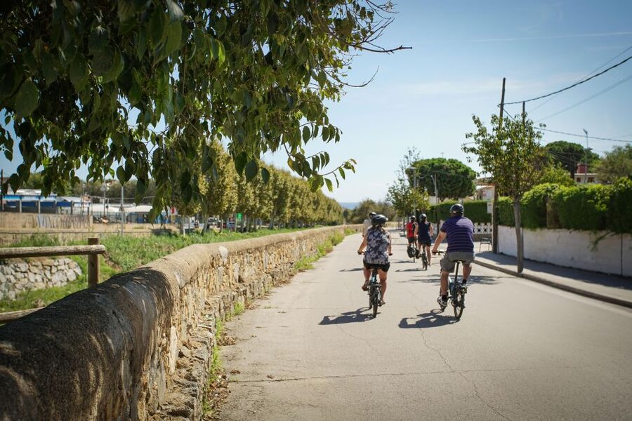 From Barcelona: E-Bike and Sailing Tour with Wine Tastings - Is $100 a fair price?