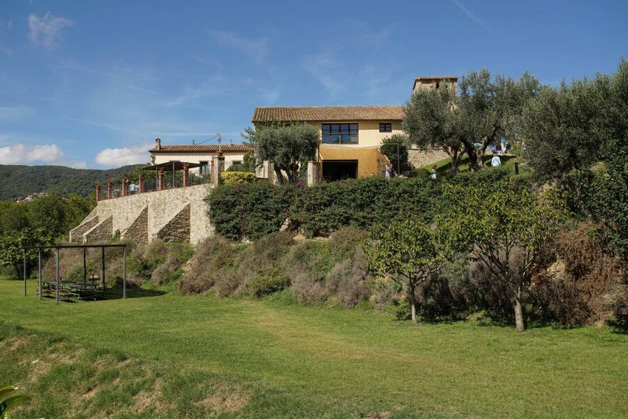 From Barcelona: E-Bike and Sailing Tour with Wine Tastings - Who will enjoy this day most