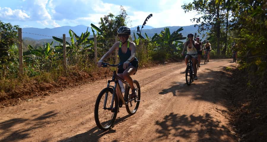 From Chiang Mai: Mae Taeng Valley Hike & Bike Day Trip - Down to the valley for a 15 to 20-kilometer bike ride