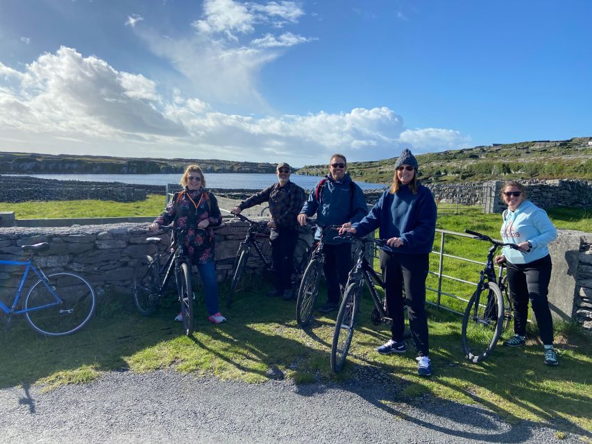 From Galway: Day Trip to Inisheer with Bike or Bus Tour - Choosing the bike tour or mini bus