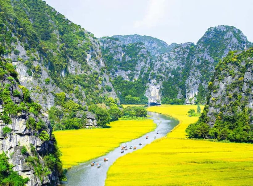From Hanoi: Hoa Lu, Tam Coc, Mua Cave & Cycling in Ninh Binh - The 110-kilometer ride from Hanoi