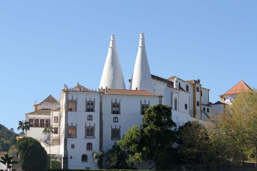 From Lisbon: Sintra to Cascais Full-Day Guided E-Bike Tour - Sintra’s palaces: see more, enter selectively