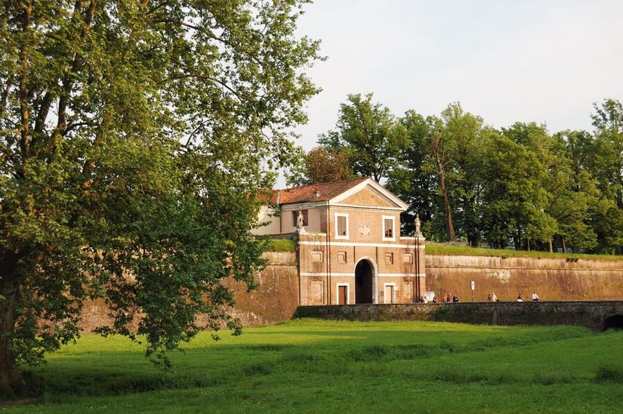 From Lucca to Pisa: Self-Guided Bike Tour - Small details that make the day better