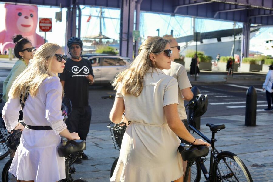 From Manhattan: 2-Hour Brooklyn Bridge Bike Tour - Starting at Chambers Street in Lower Manhattan