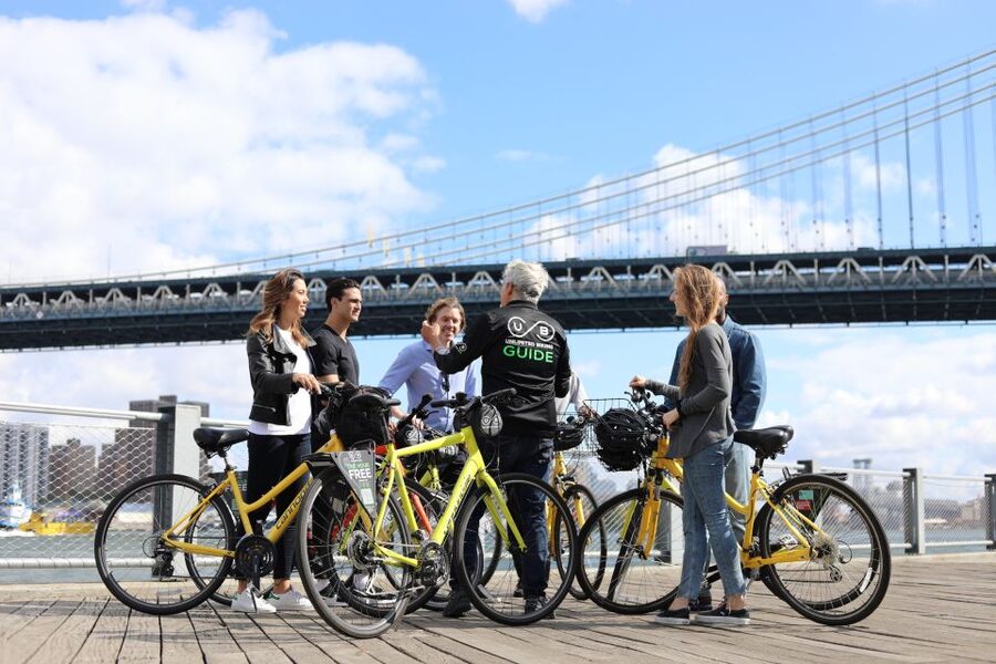 From Manhattan: 2-Hour Brooklyn Bridge Bike Tour - What the guides add to the ride