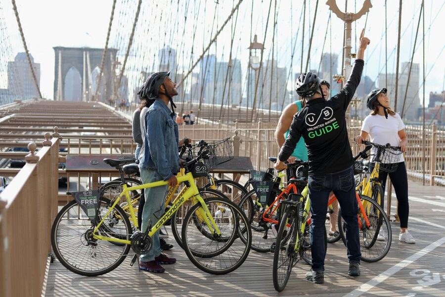 From Manhattan: 2-Hour Brooklyn Bridge Sightseeing Bike Tour - What the $59 price covers