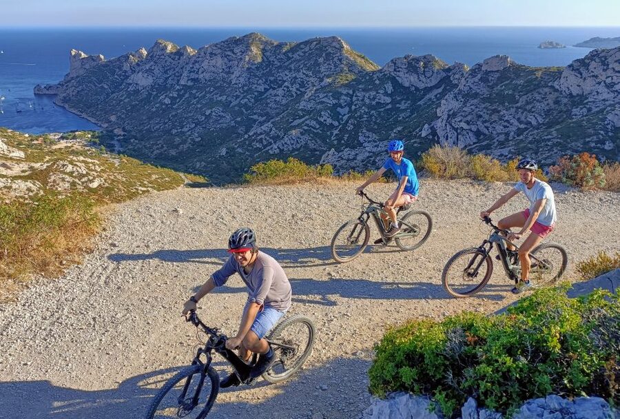 From Marseille: Calanques National Park E-Mountain Bike Tour - The beach stop and a useful pause