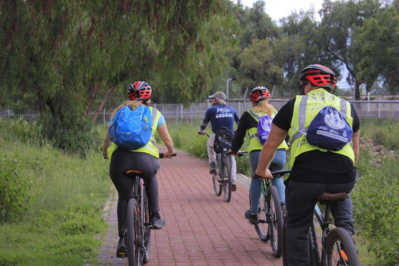 From Mexico City: Teotihuacan Pyramids and Bike Tour - Obsidian, local craft, and a taste of pulque