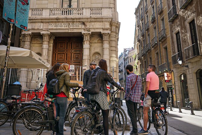 Gaudi UNESCO Highlights Small Group Bike Tour - Sagrada Família: the grand centerpiece