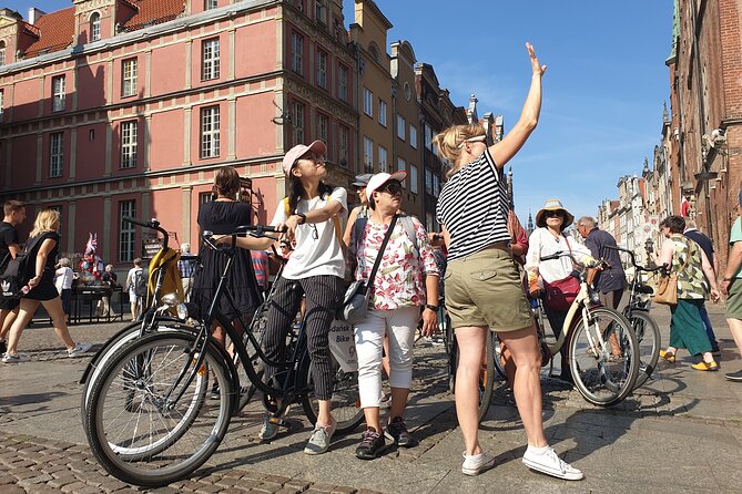 Gdansk Private Bike Tour - Neptune’s Fountain and the heart of Old Town