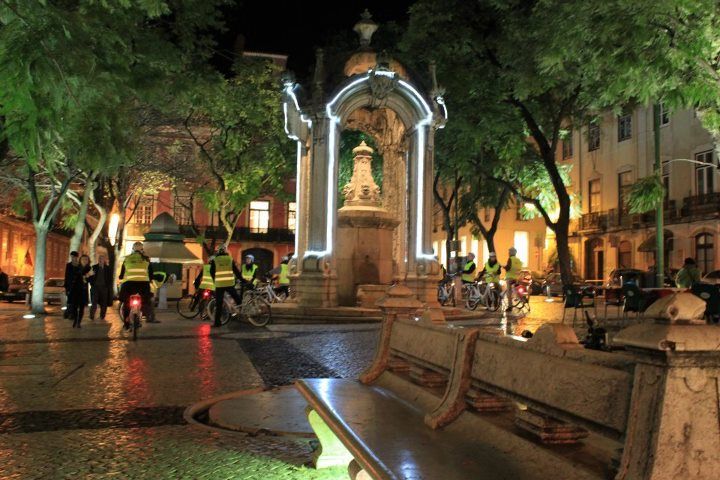 Go Lisbon by Night Electric Bike Tour - Starting near Jardim do Tabaco