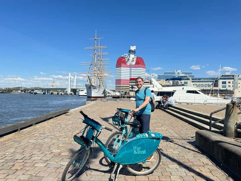 Gothenburg: City Highlights Bike Tour with Transfer - Gustav Adolf Square and Gothenburg’s civic center