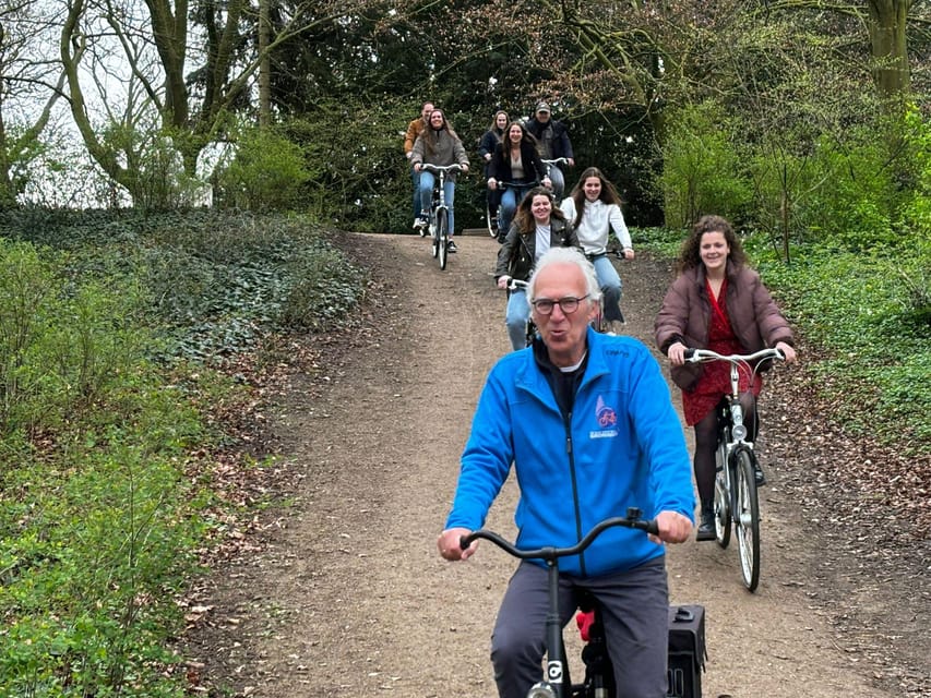 Groningen: City Highlights Bike Tour - The University of Groningen adds student energy