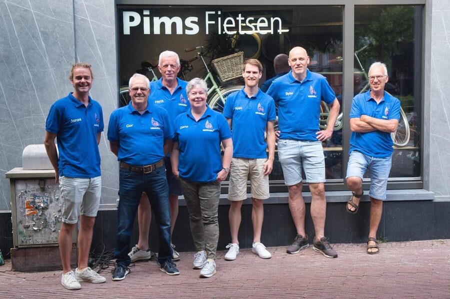 Groningen: City Highlights Bike Tour - The bikes, traffic, and rider requirements