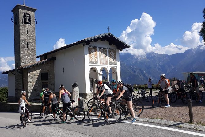 Group Bike Tour: Onno & Ghisallino (E-bikes and Road bikes) - Why this ride is different from a lakefront bike rental