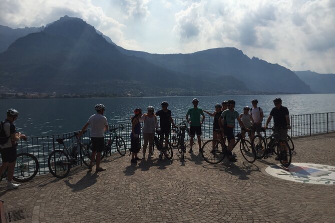 Group Bike Tour: Onno & Ghisallino (E-bikes and Road bikes) - Leaving Bellagio for Valbrona