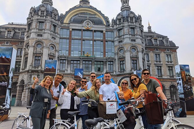 Guided Bike Tour: 2 Hours Highlights of Antwerp - What the guide adds to a short ride