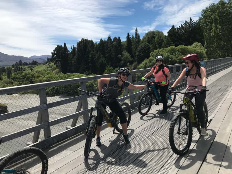 Guided Scenic E-bike Tour - Ride to the Lake - Outdoor sculptures and natural surroundings