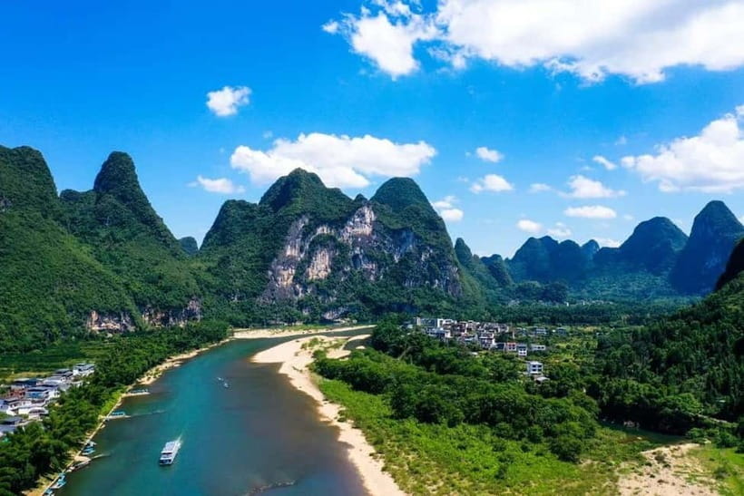 Guilin: Li River Cruise, Yangshuo Biking & Flexible Pricing - Choosing Between the Two Boats