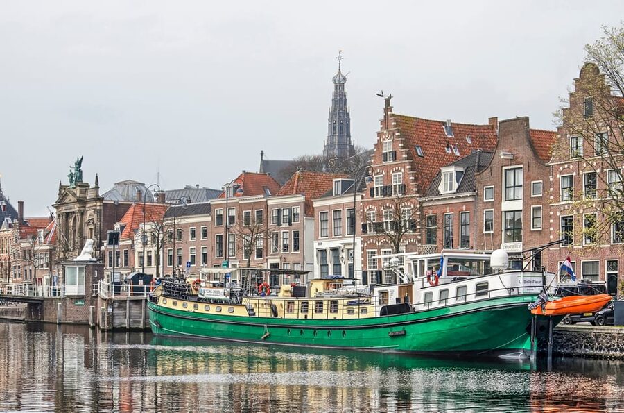 Haarlem Highlights Bike Tour - Why Haarlem works so well on two wheels