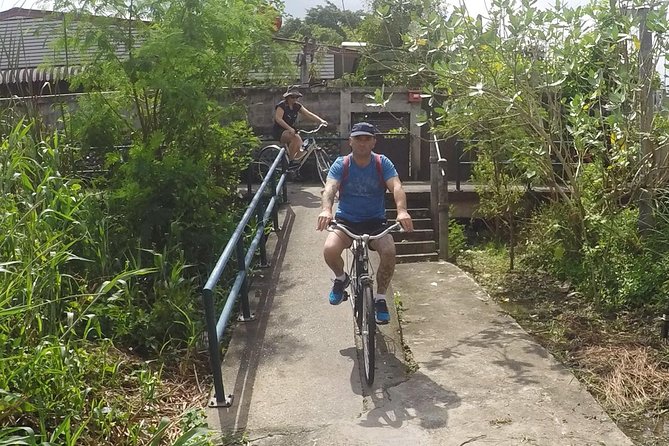 Half-Day Bangkok Bike Tour Including Lunch - Bangkok Noi canals and the final stretch