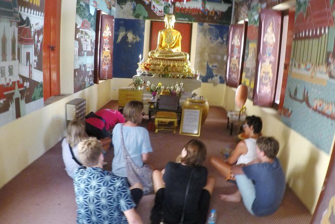 Half-Day Bangkok Bike Tour Including Lunch - Narrow lanes, canals, and everyday neighborhoods