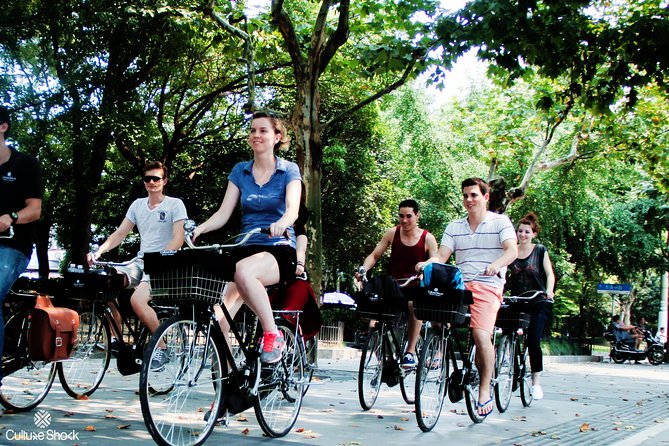 Half-Day Bike Tour of Shanghai Old Town with Food Tasting - Why this four-hour ride works in Shanghai