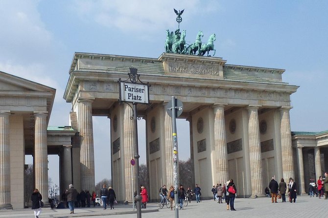 Half-Day Guided Bike Tour of Central Berlin's Highlights - Starting at Bornholmer Street