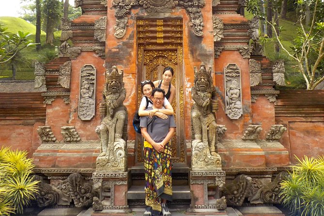 Half-Day Ubud Electric Cycling Tour to Tirta Empul Water Temple - Lunch at Pangkon Bali Resto